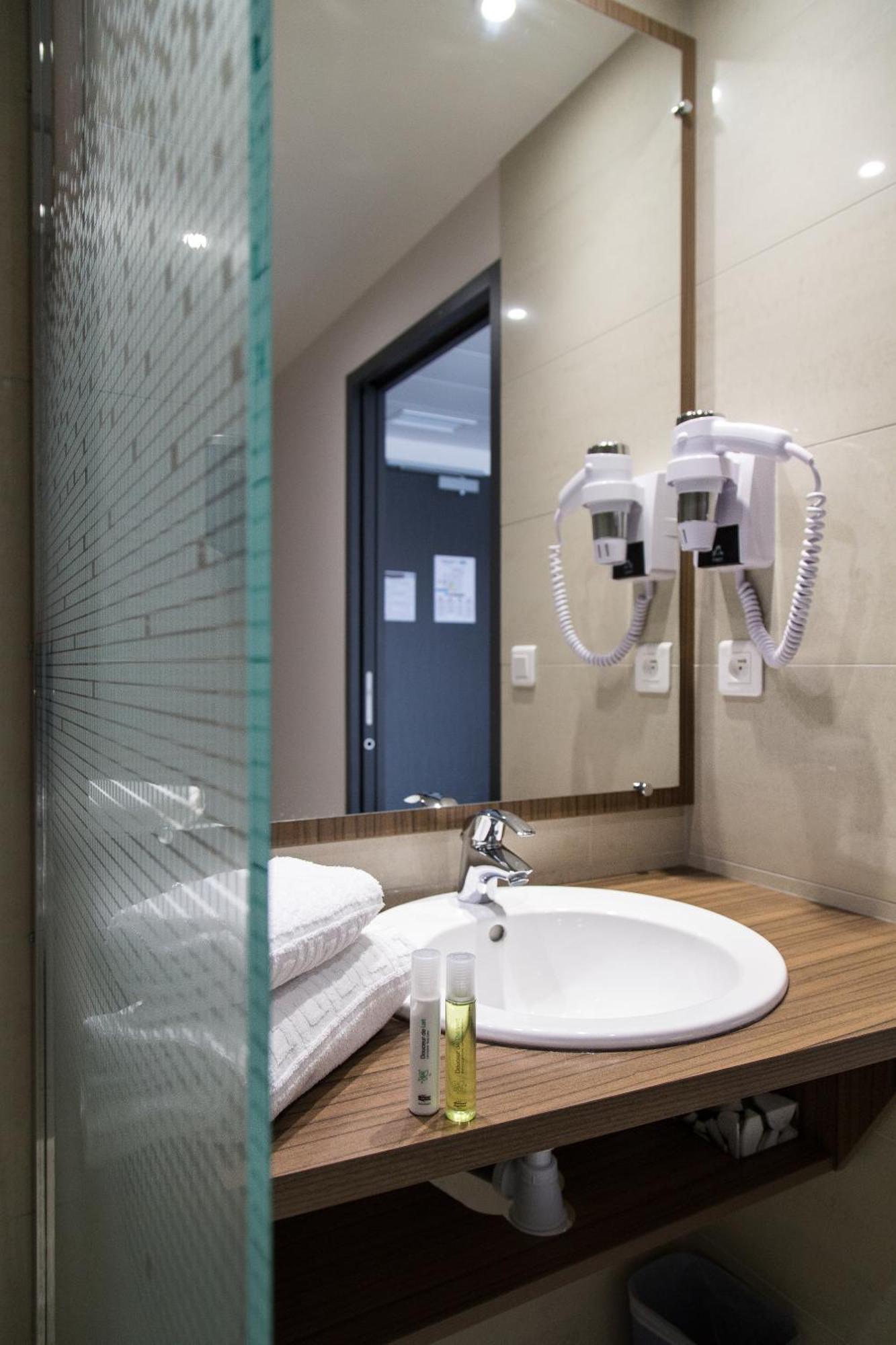 Brit Hotel Toulouse Colomiers - L'Esplanade Экстерьер фото