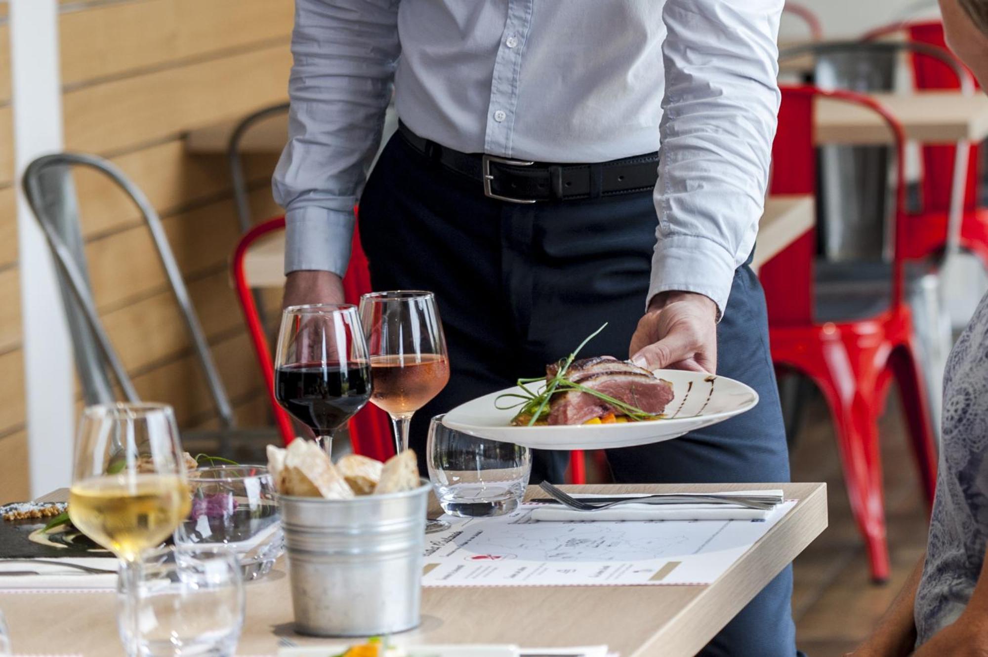 Brit Hotel Toulouse Colomiers - L'Esplanade Экстерьер фото