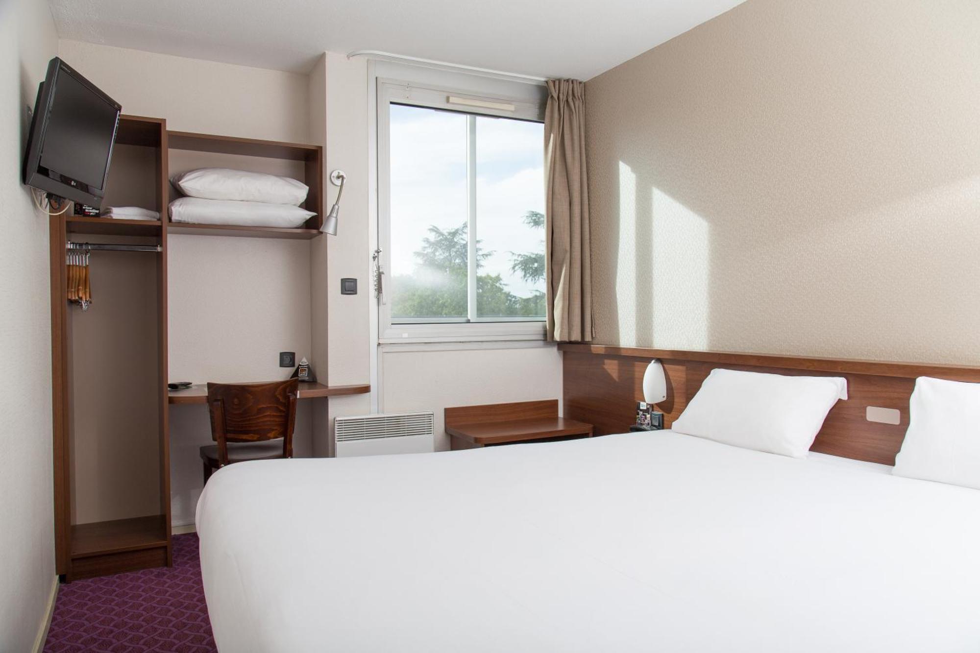 Brit Hotel Toulouse Colomiers - L'Esplanade Экстерьер фото
