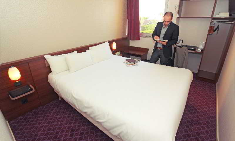 Brit Hotel Toulouse Colomiers - L'Esplanade Экстерьер фото